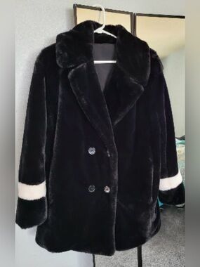 Kensie Girl Black Teddy Coat with White Cuff Stripe Reversible XL